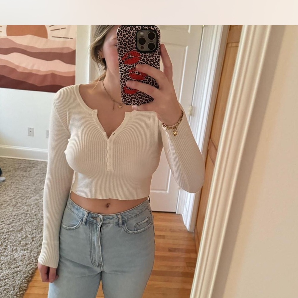 White Ribbed Crop Top